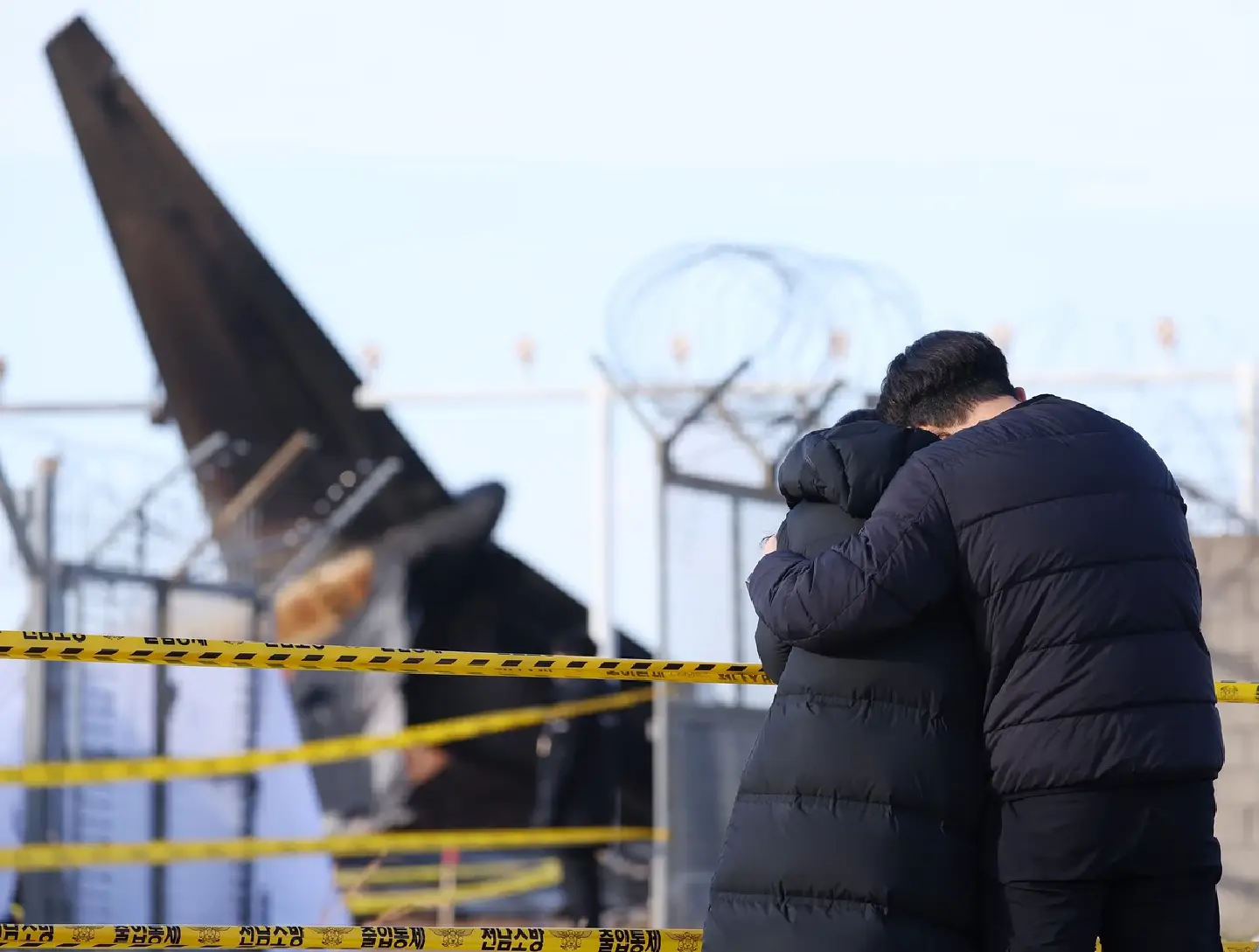 Search for cause underway the day after air disaster Search for cause underway the day after air disaster