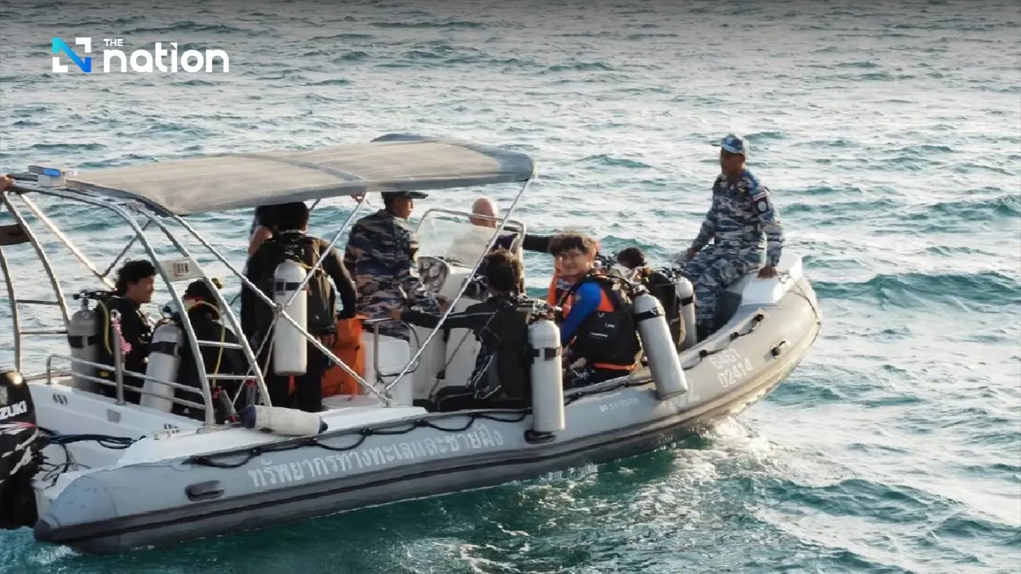 Chonburi’s Koh Lan to become new ‘sea walking’ attraction Chonburi’s Koh Lan to become new ‘sea walking’ attraction