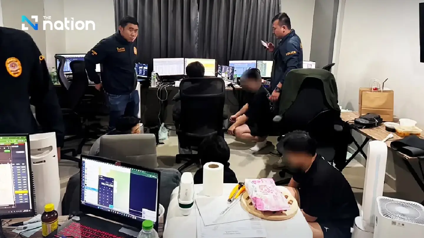 Pattaya police raid hits alleged Korean online gambling website Pattaya police raid hits alleged Korean online gambling website