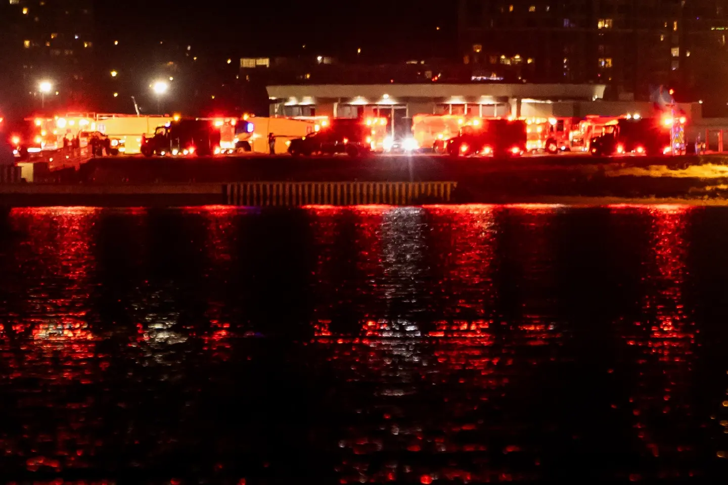 Passenger jet with 64 aboard collides with Army helicopter at Reagan Airport