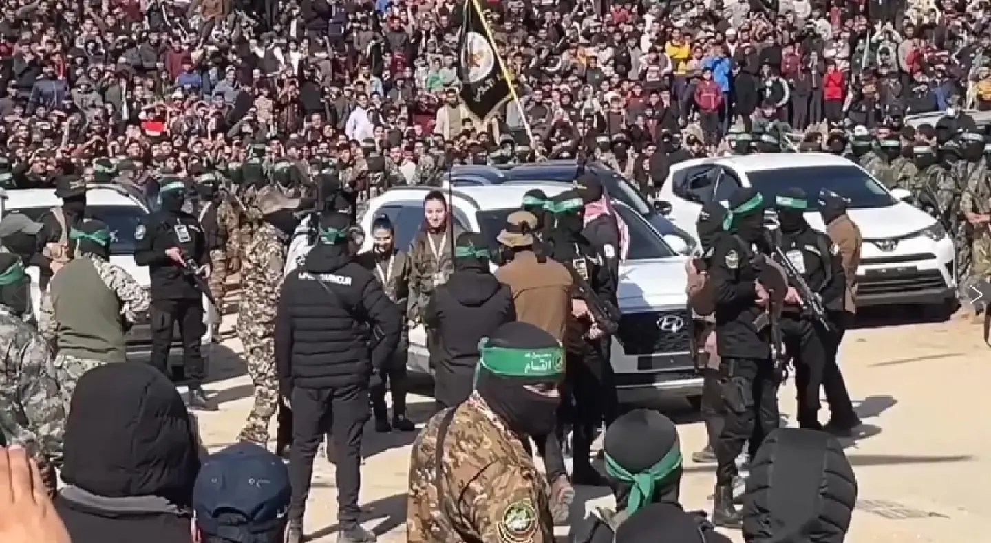 Hamas frees 4 Israeli female soldiers for 200 Palestinians as truce holds