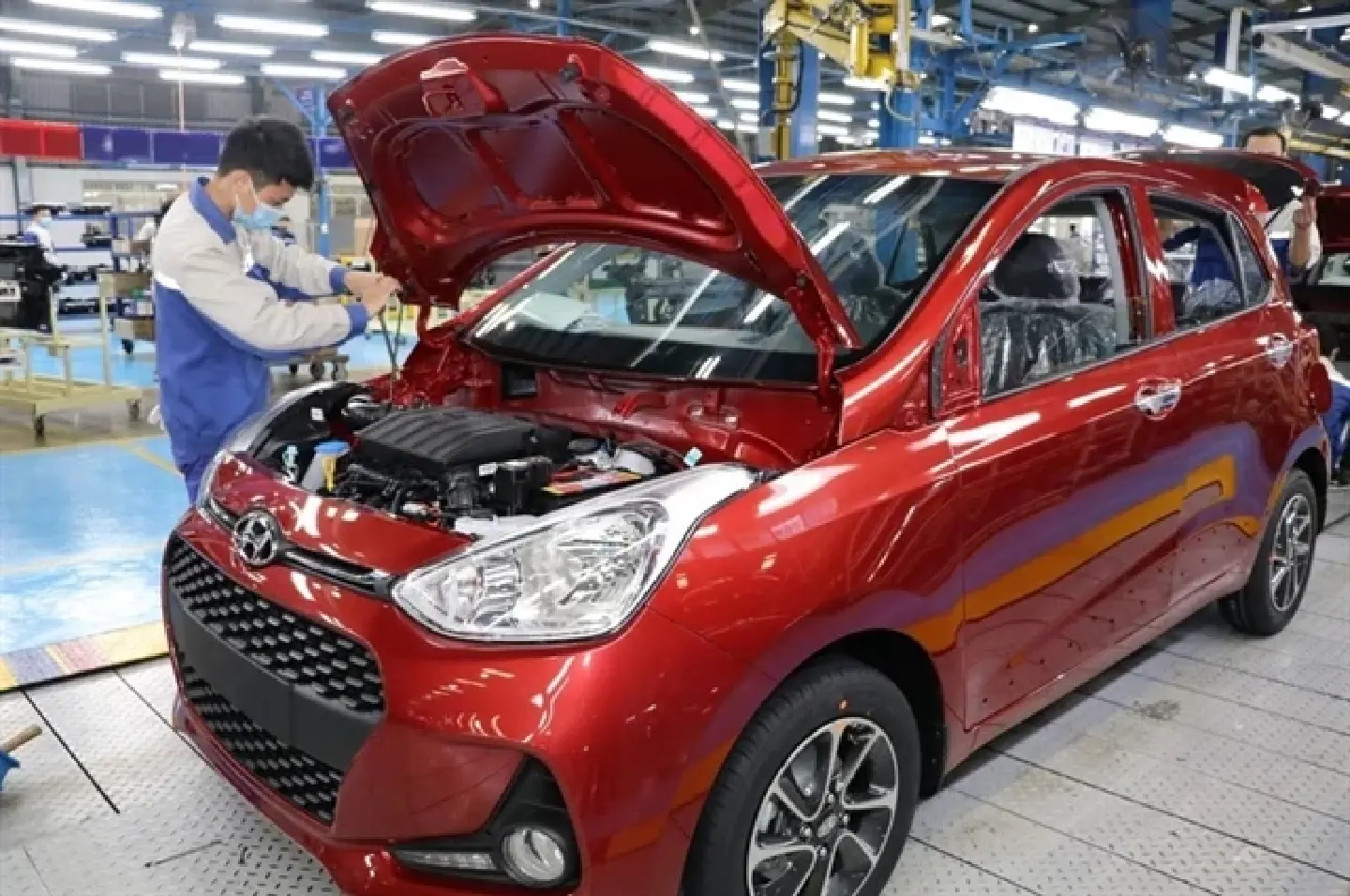 Only 9 % of households in Vietnam own a car Only 9 % of households in Vietnam own a car