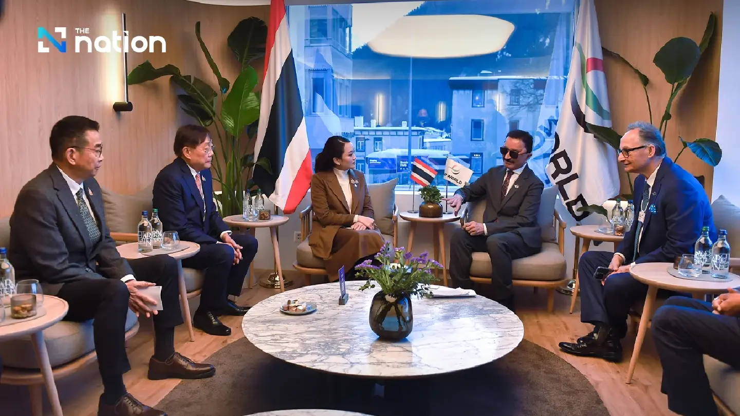 PM arrives in Davos, meets business leaders to boost investment in Thailand PM arrives in Davos, meets business leaders to boost investment in Thailand