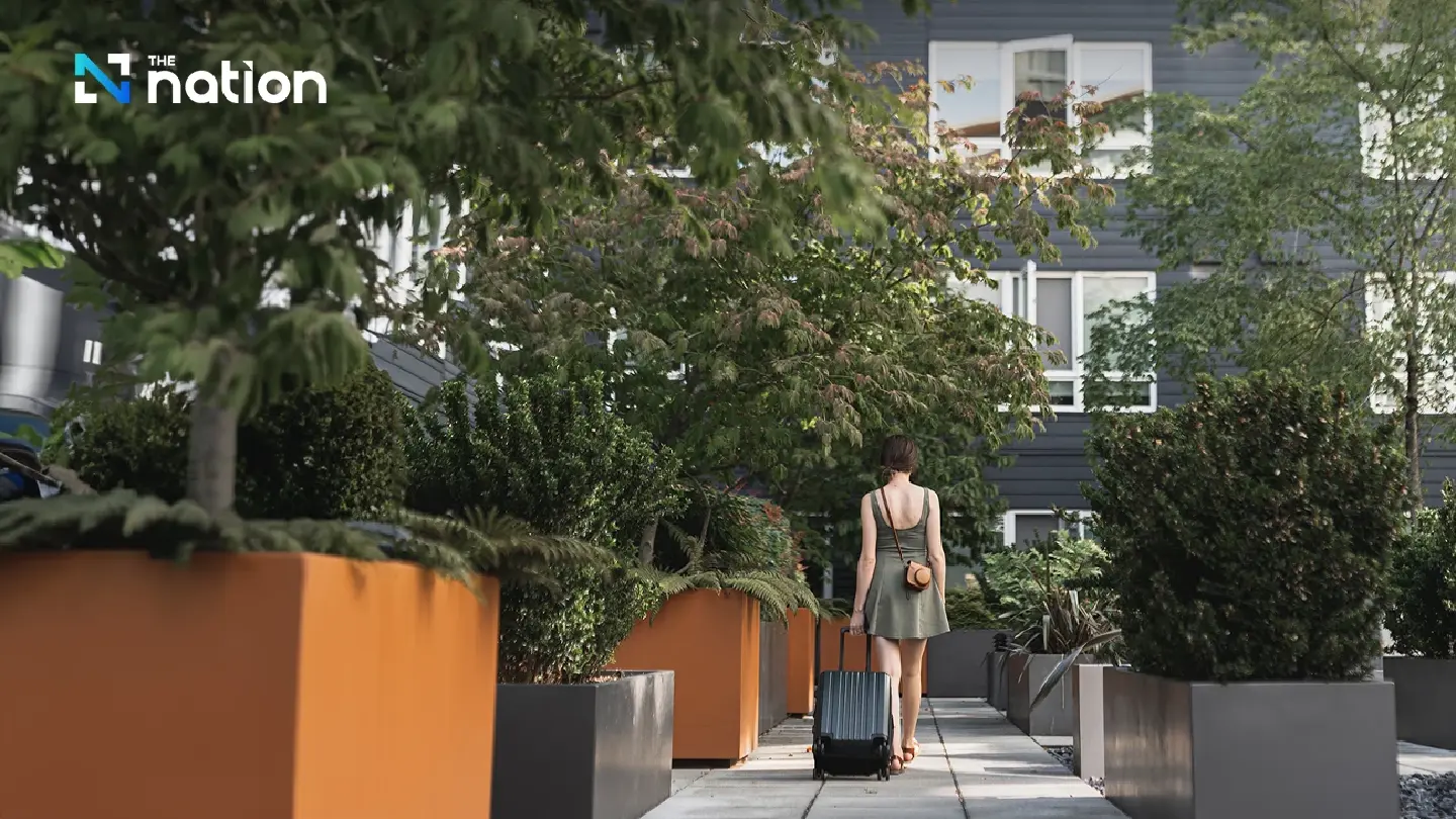 Calls grow for the government to address Chinese investors' daily condo rentals