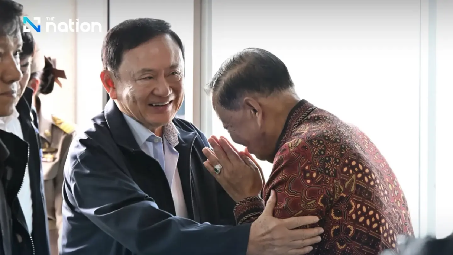 Thaksin emphasises dialogue for solving issues in southernmost provinces Thaksin emphasises dialogue for solving issues in southernmost provinces