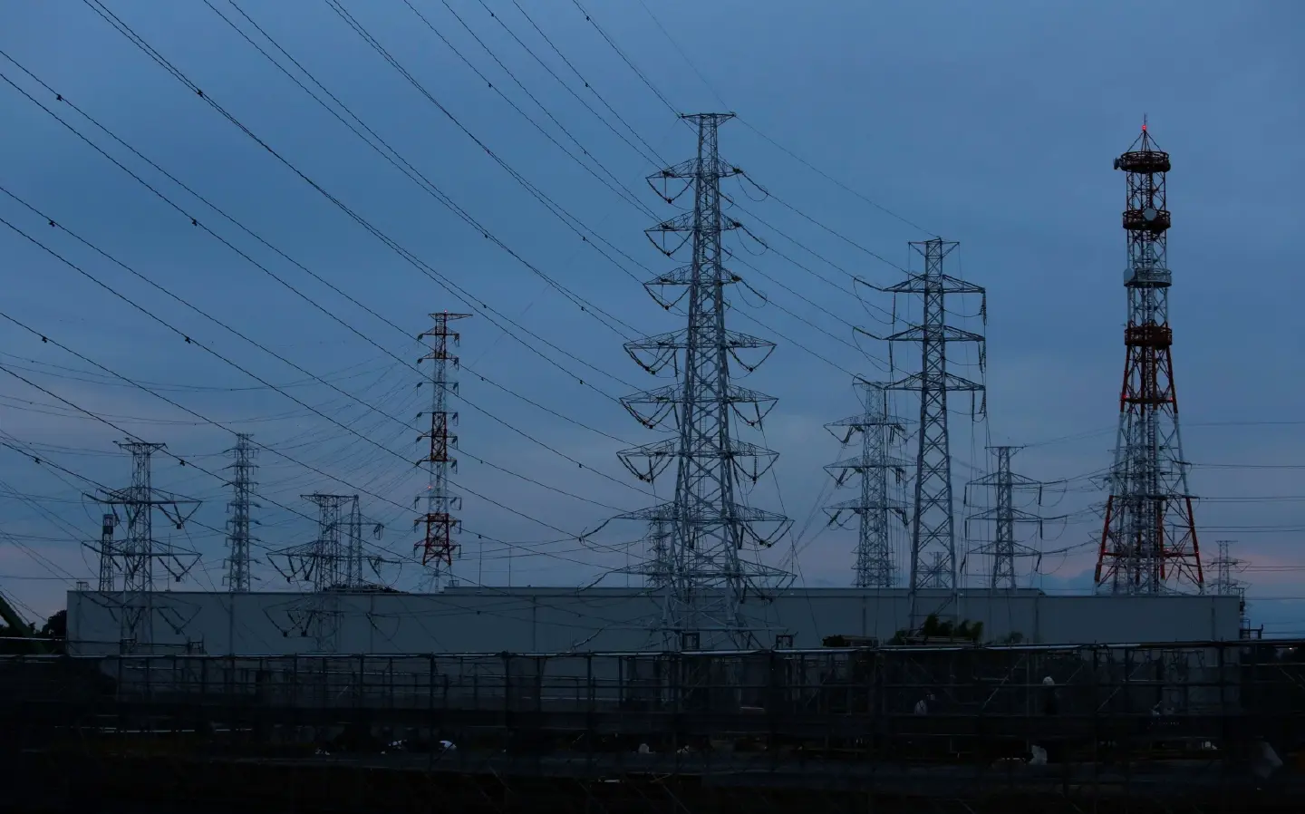 Japan vows to make maximum use of nuclear power