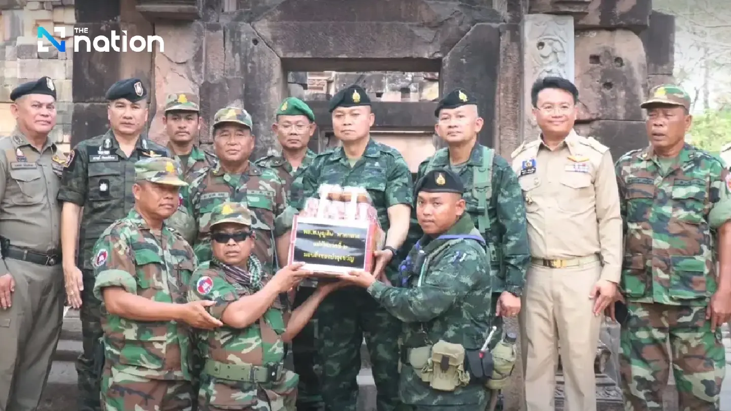 Army commander visits Prasat Ta Muen Thom