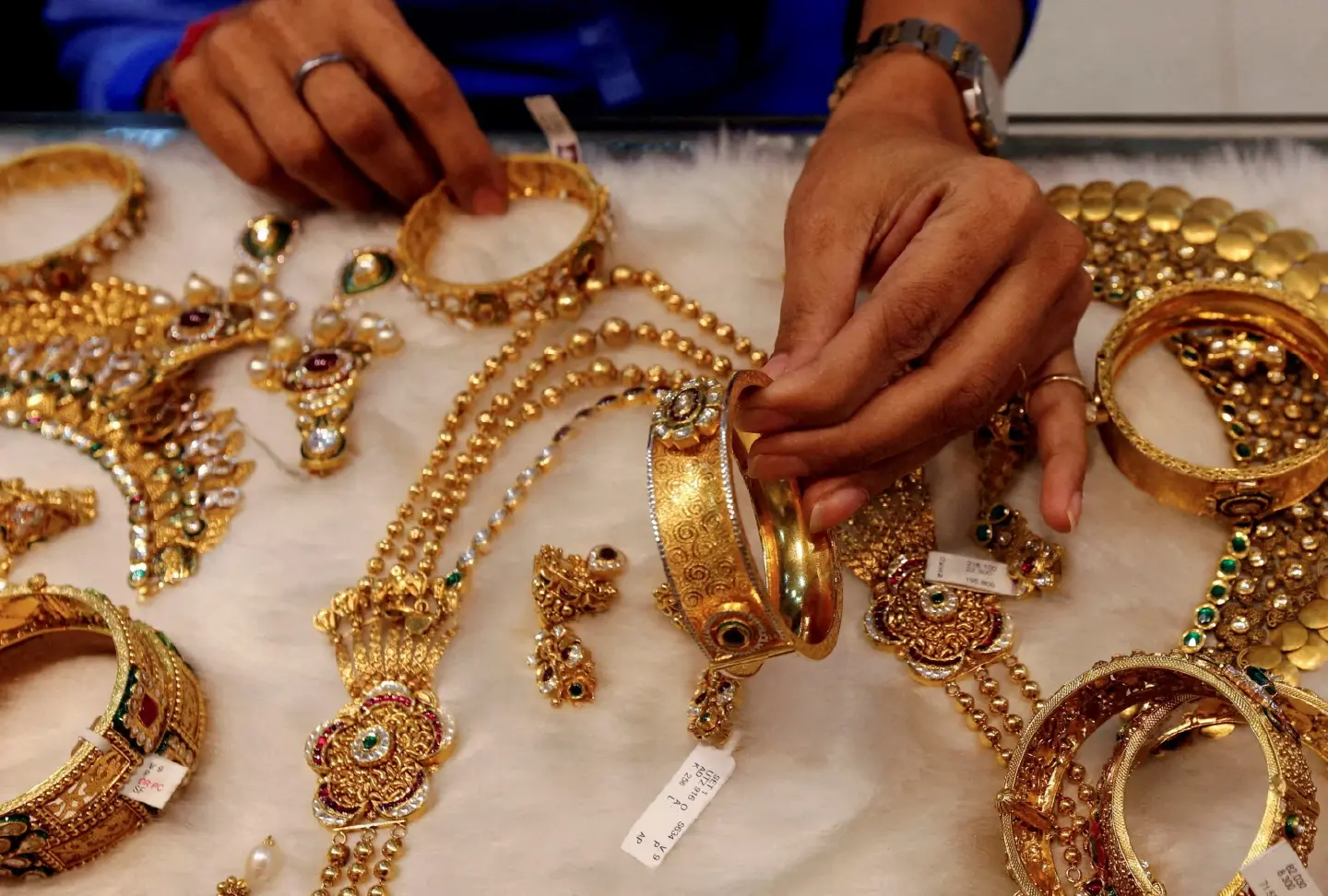 Gold hits new record high on tariff worries, exchange-traded fund inflows Gold hits new record high on tariff worries, exchange-traded fund inflows