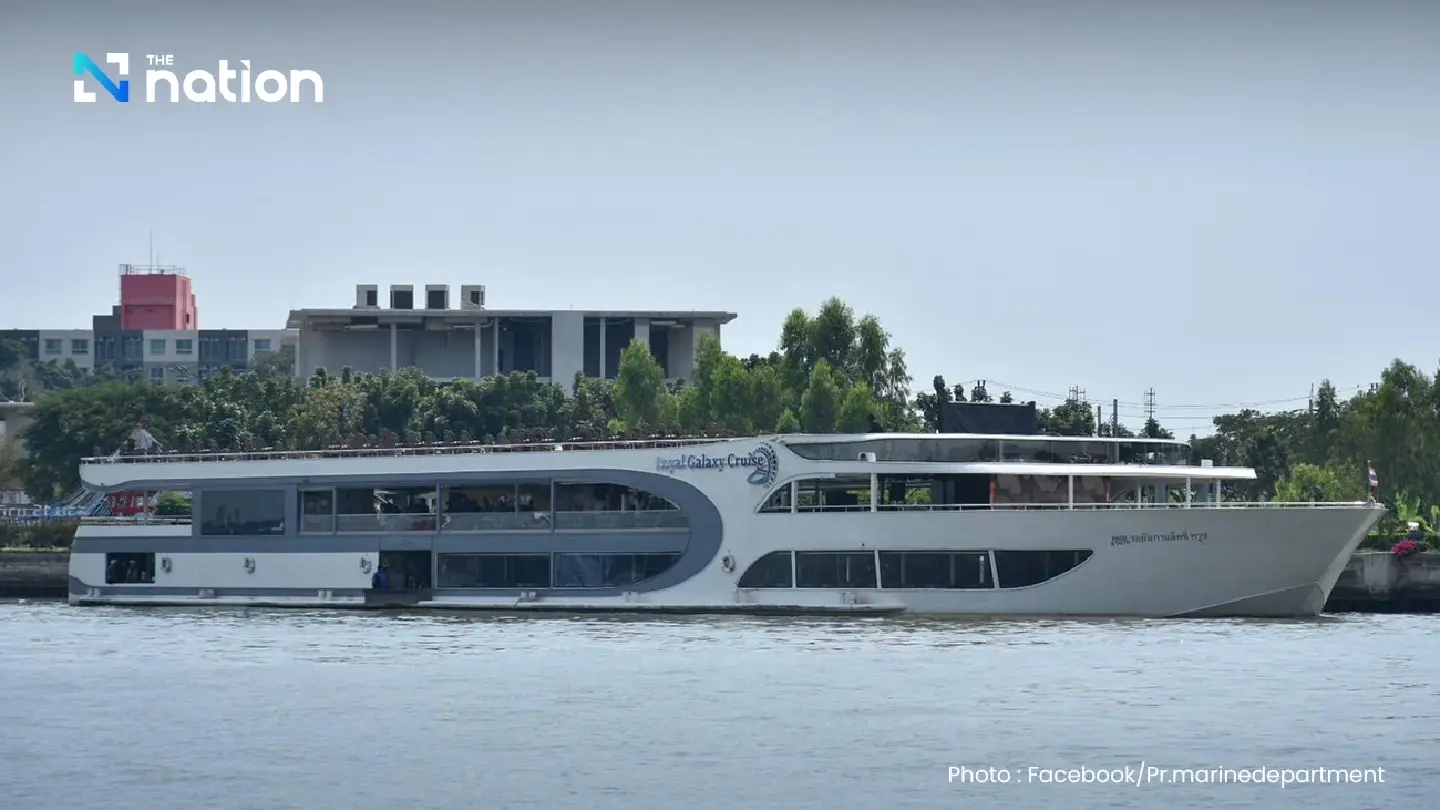 Cruise owner faces licence suspension for dumping garbage in Chao Phraya river