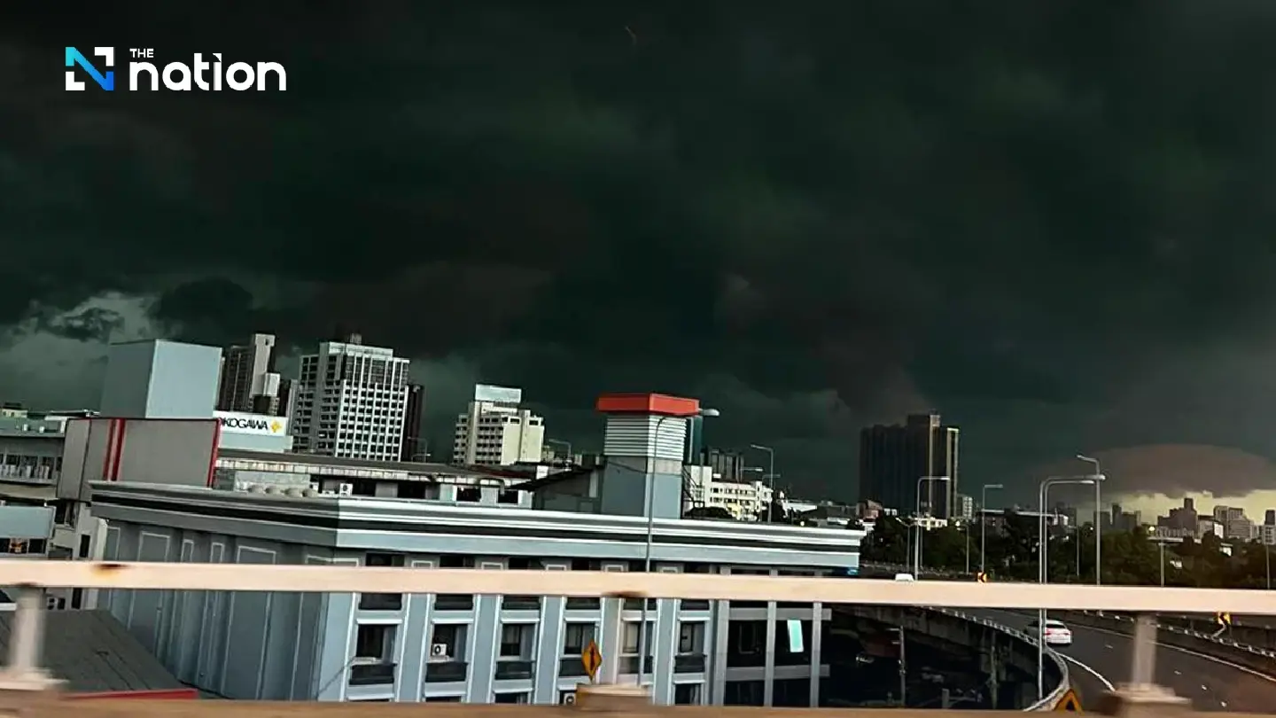 Rains ease in Upper Thailand, flood warning for the South Rains ease in Upper Thailand, flood warning for the South