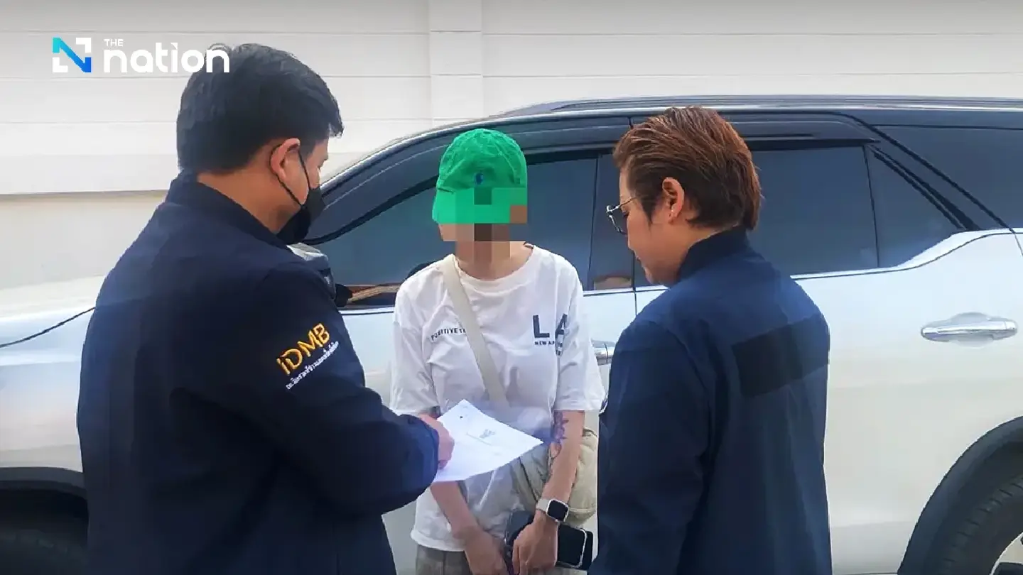 Chinese woman suspected of smuggling migrants nabbed in Chonburi Chinese woman suspected of smuggling migrants nabbed in Chonburi