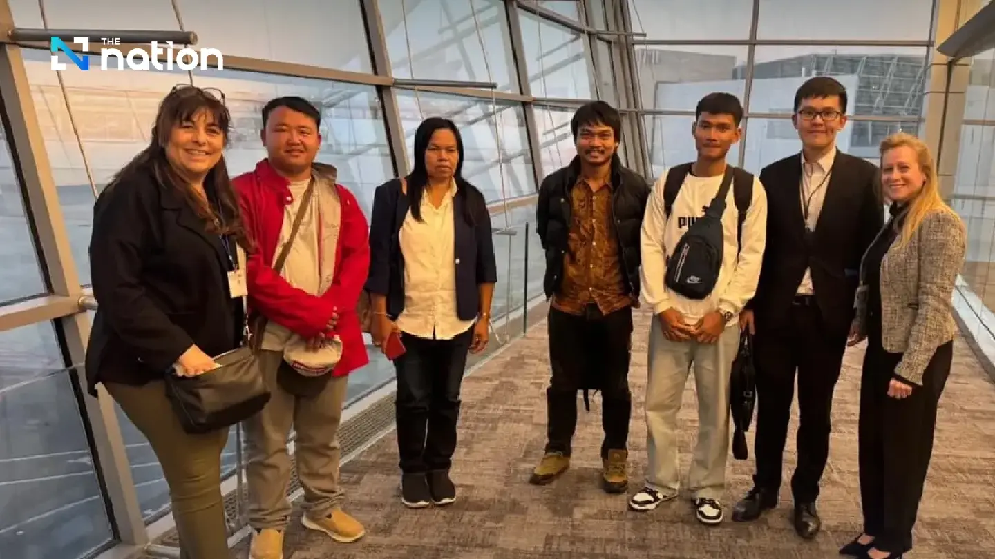 Family members greet released Thai hostages in Tel Aviv