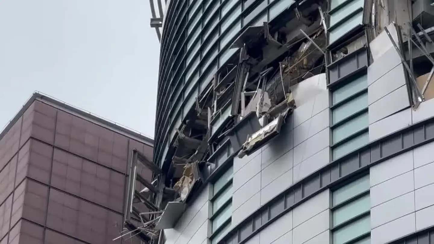 Gas explosion at Taiwan Department Store kills 5, injures 7 Gas explosion at Taiwan Department Store kills 5, injures 7