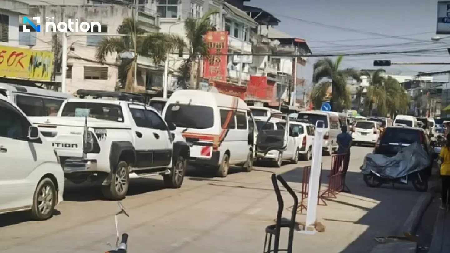 Myawaddy in crisis as oil prices soar to 135 baht per litre Myawaddy in crisis as oil prices soar to 135 baht per litre