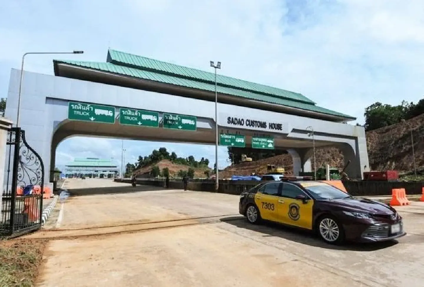 Malaysia-Thailand road link nears completion, to boost trade and ties Malaysia-Thailand road link nears completion, to boost trade and ties