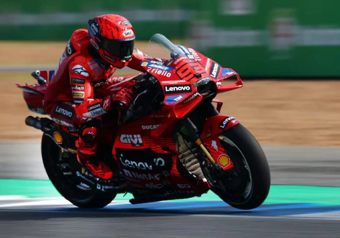 Marc Marquez beats brother Alex to win season-opening Thailand GP