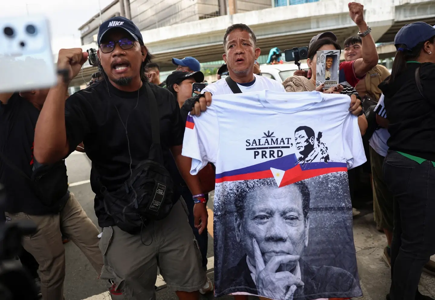 Ex-Philippines President Duterte arrested by ICC over 'drugs war' killings
