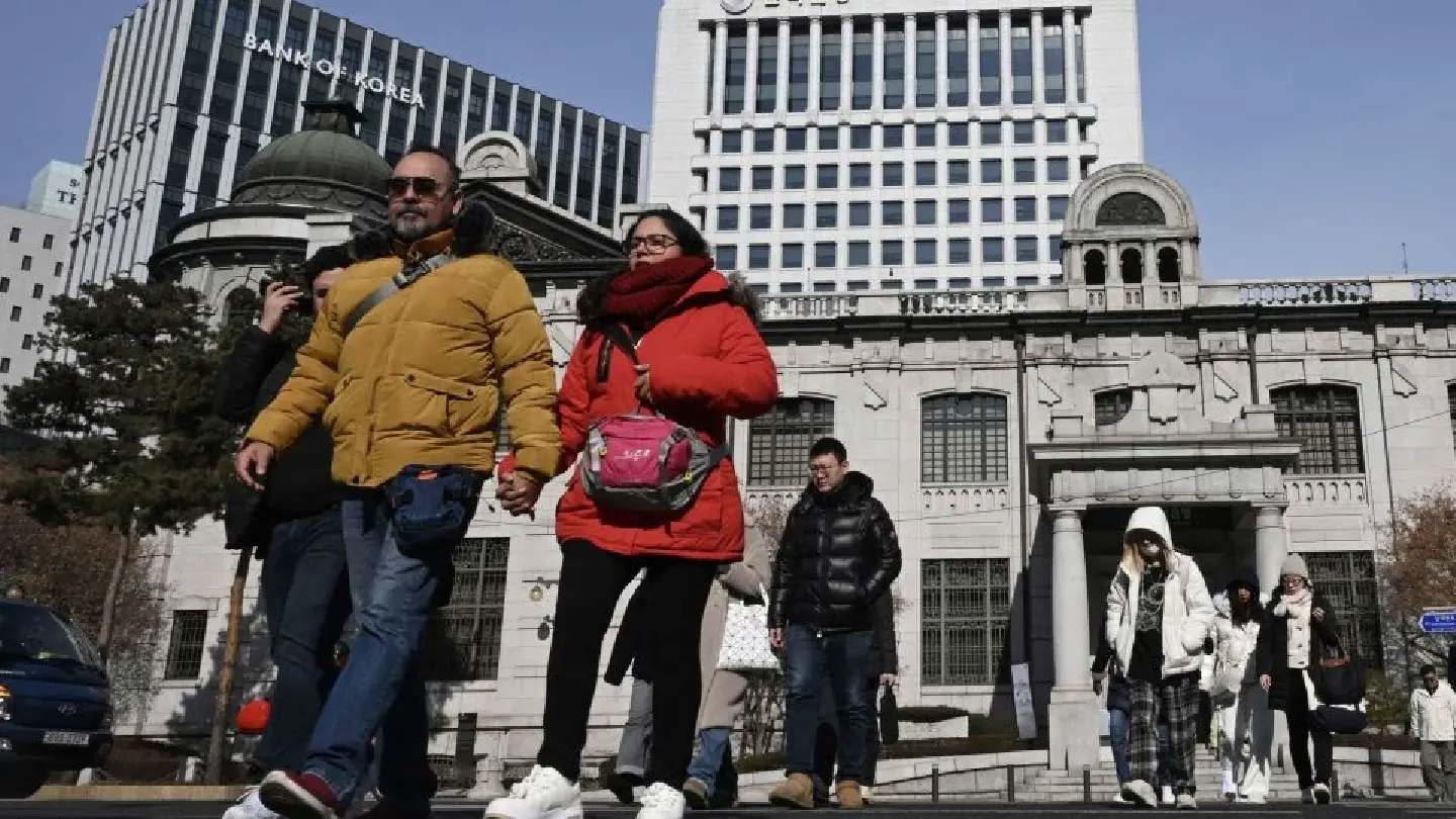 South Korea’s total debt hits record high, among world’s highest South Korea’s total debt hits record high, among world’s highest