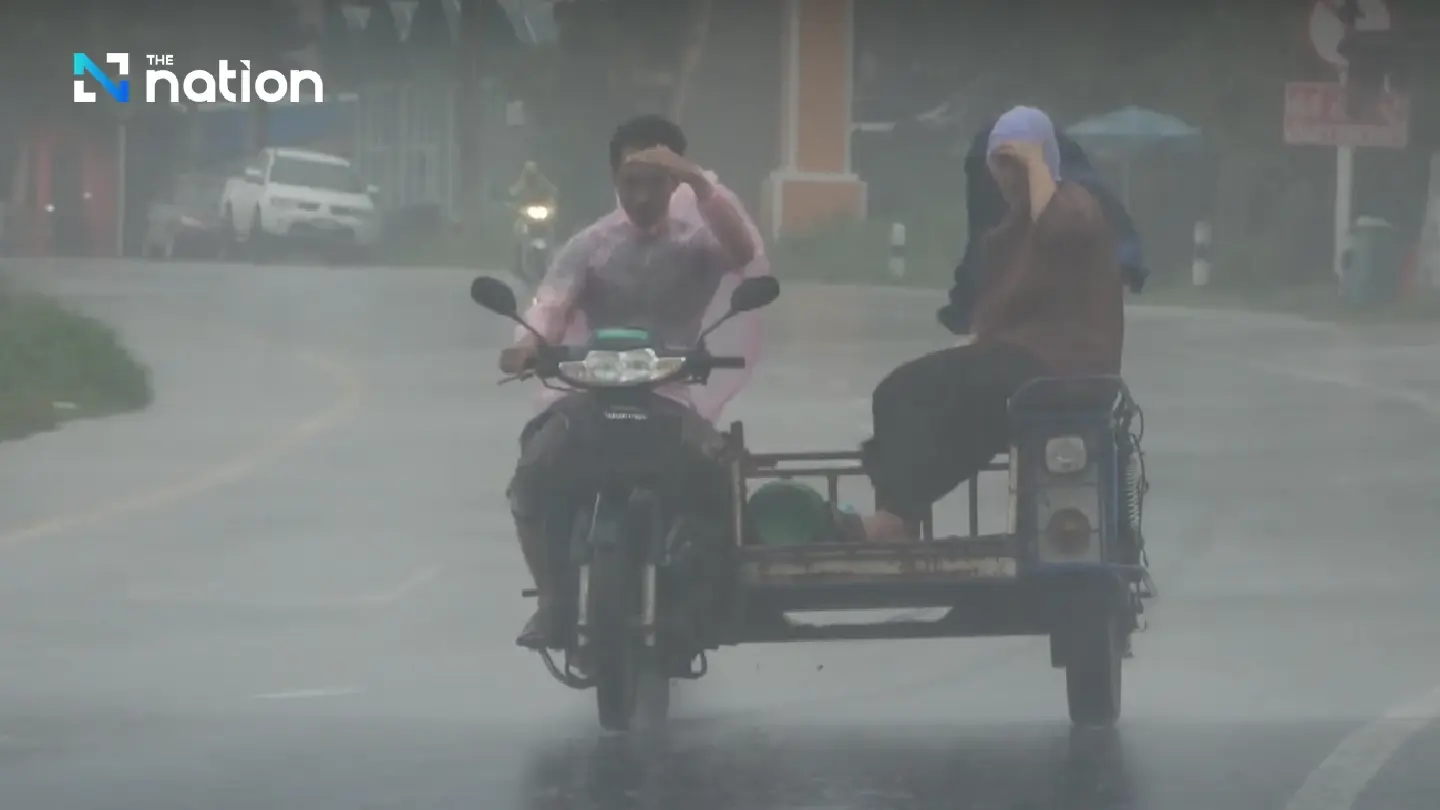 TMD warns of heavy rain in the South, summer storms in upper Thailand