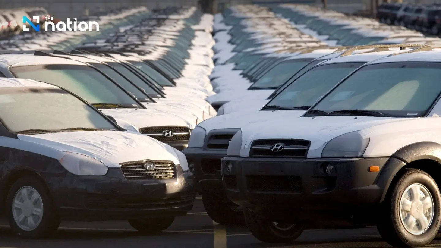 Trump auto tariffs: President slaps 25% duties on car imports to US Trump auto tariffs: President slaps 25% duties on car imports to US