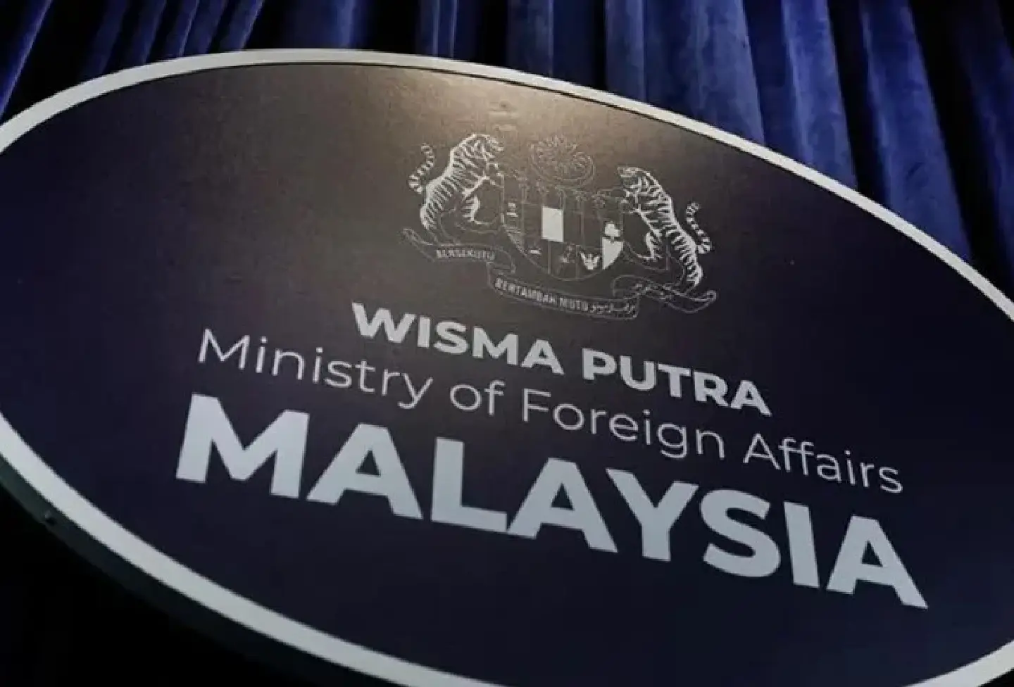 Malaysia urges delaying non-essential trips to southern Thailand