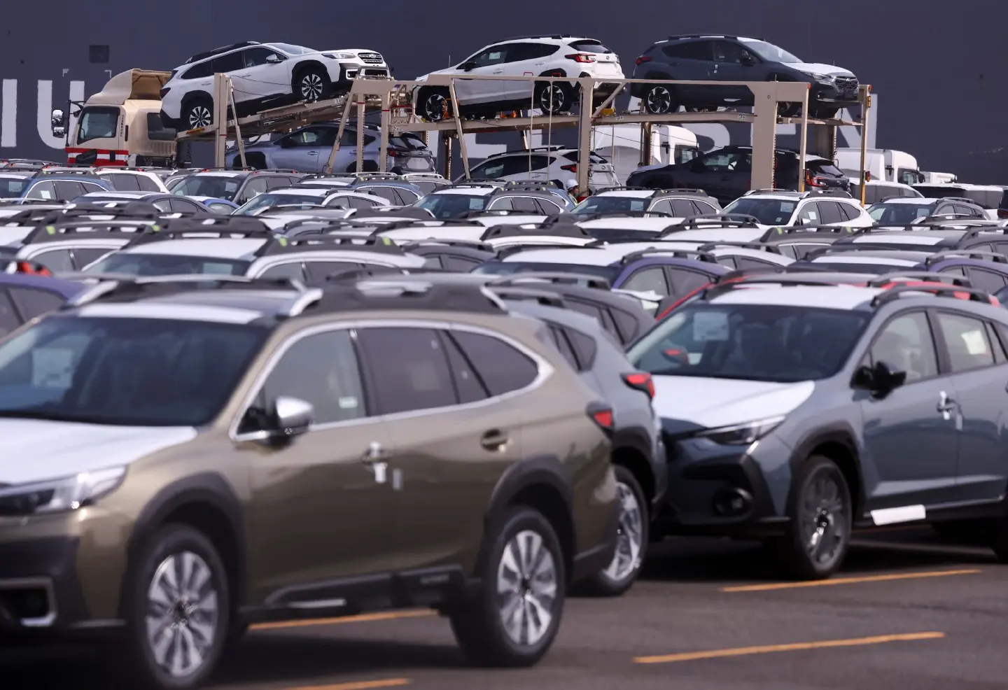 Japanese automakers scrambling over Trump's 25 % tariffs