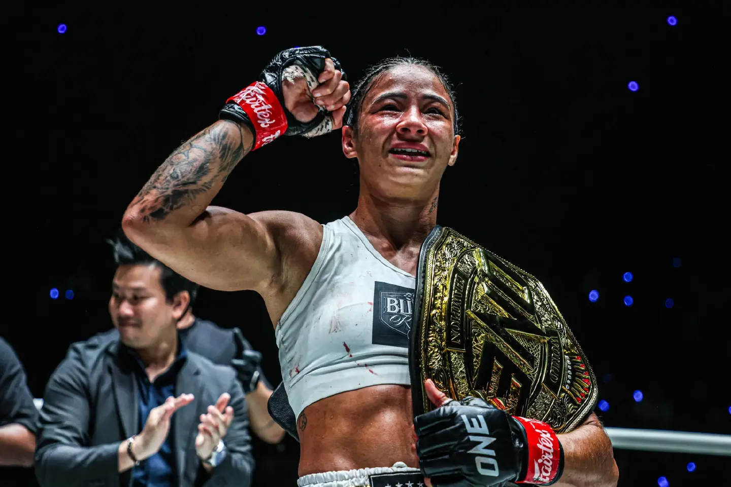 Allycia Hellen Rodrigues TKOs Marie McManamon to Keep Muay Thai Title Allycia Hellen Rodrigues TKOs Marie McManamon to Keep Muay Thai Title