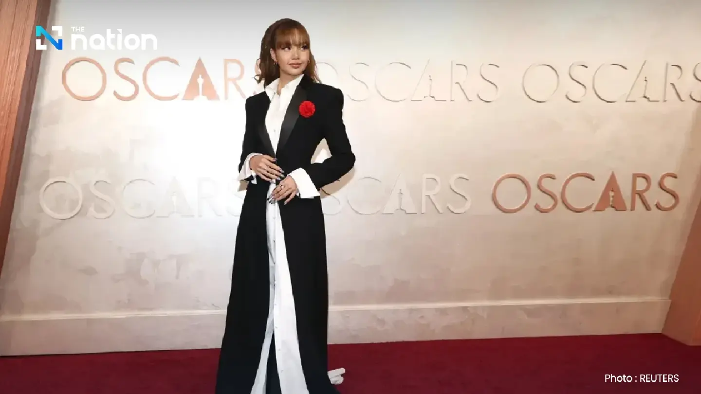 Lisa Blackpink dazzles at 2025 Oscars in tuxedo-inspired look