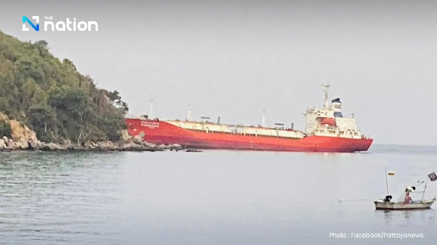 Gas Tanker Runs Aground Off Koh Larn, Pattaya, After Collision with Rocks