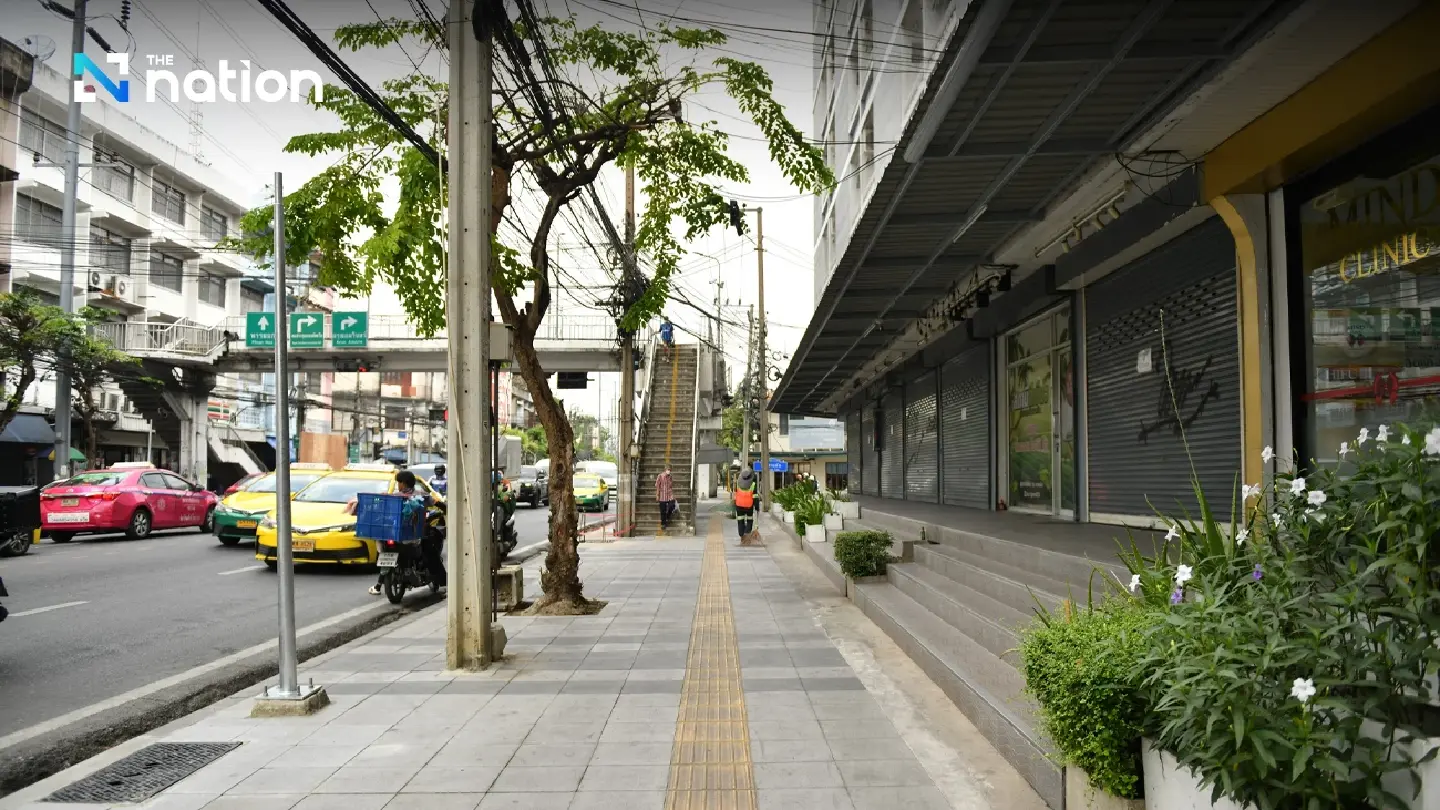 Bangkok's Pedestrian Revolution: New Sidewalk Standards Advance, Over 700 Kilometres Completed Bangkok's Pedestrian Revolution: New Sidewalk Standards Advance, Over 700 Kilometres Completed