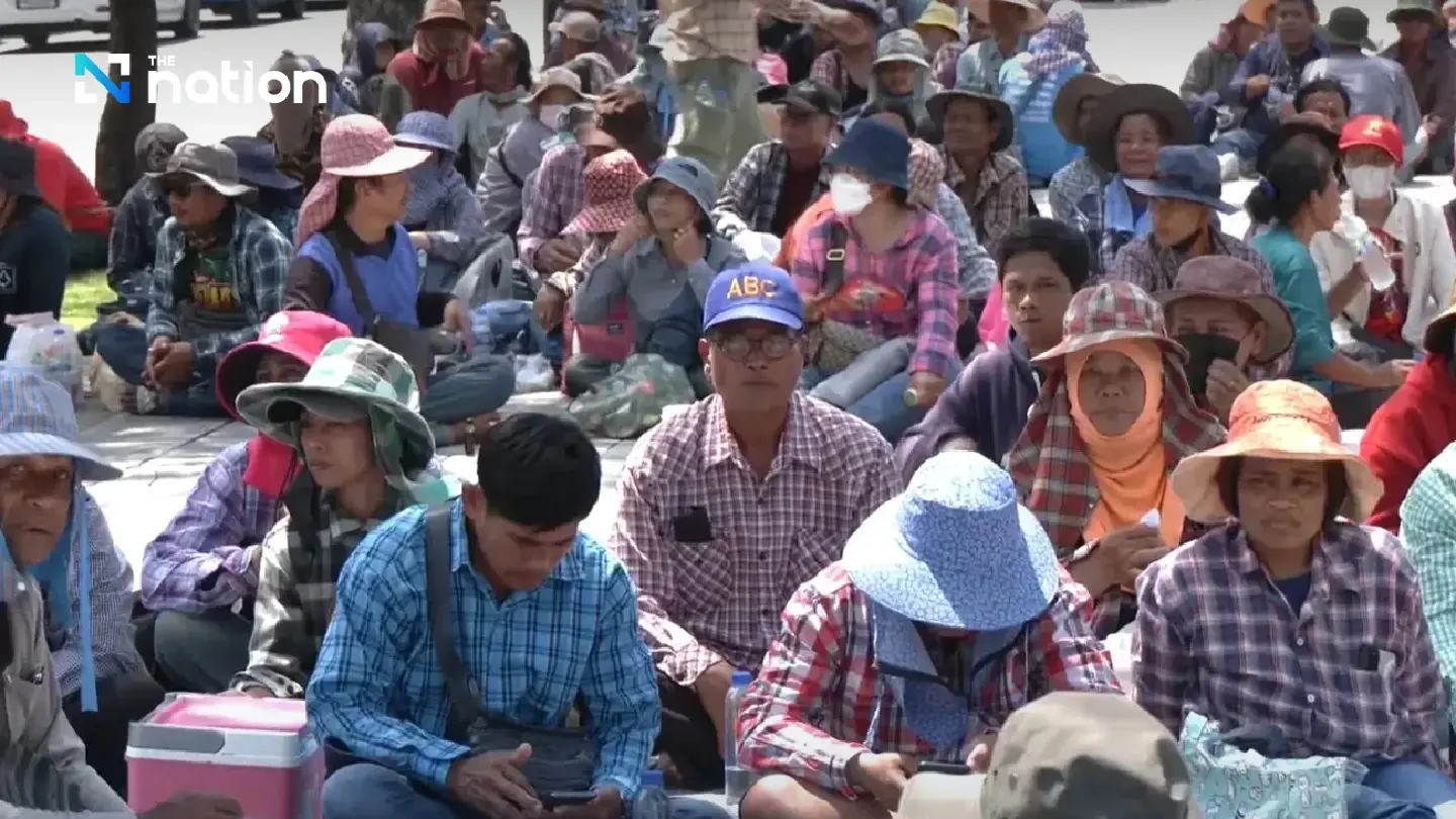 Farmers rally near Government House, Demand rice price guarantee