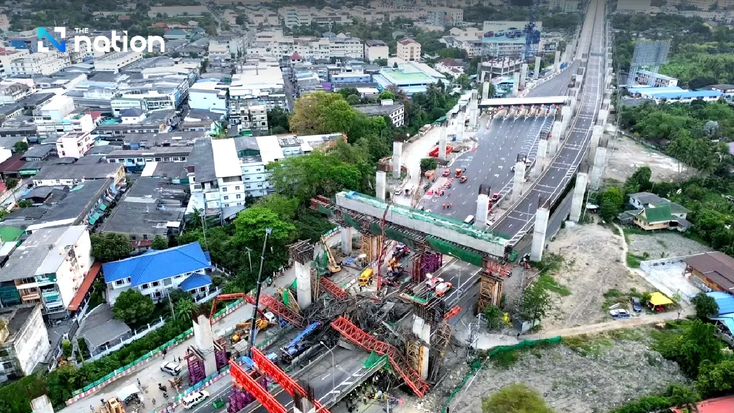 Collapsed bridge on Rama II to be cleared out in a week