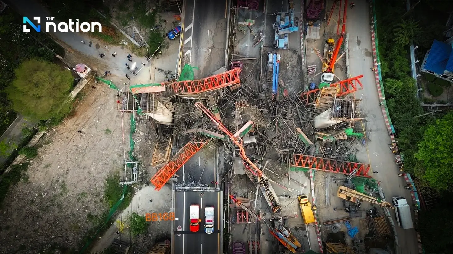 Death toll in expressway bridge collapse rises to six on Sunday Death toll in expressway bridge collapse rises to six on Sunday