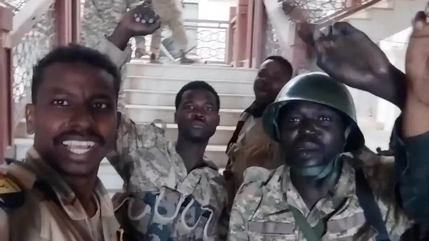 Sudanese army says it has control of presidential palace in Khartoum Sudanese army says it has control of presidential palace in Khartoum