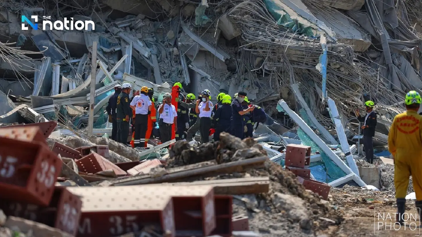 Building Collapse Traps Dozens After Bangkok Earthquake; Military Mobilises for Rescue Efforts Building Collapse Traps Dozens After Bangkok Earthquake; Military Mobilises for Rescue Efforts