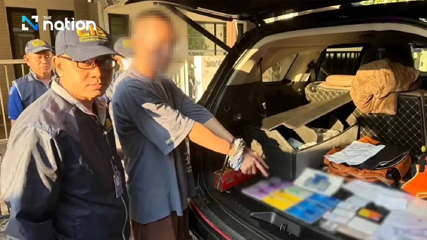 Chinese gang made fake Thai IDs and used police to extort victims