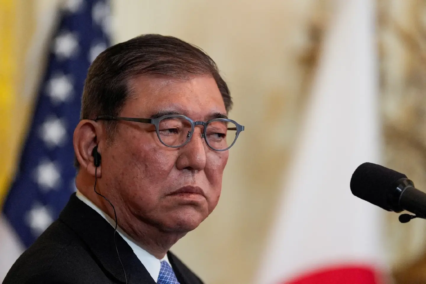 Ishiba cabinet disapproval rises to 44 %: Jiji Poll