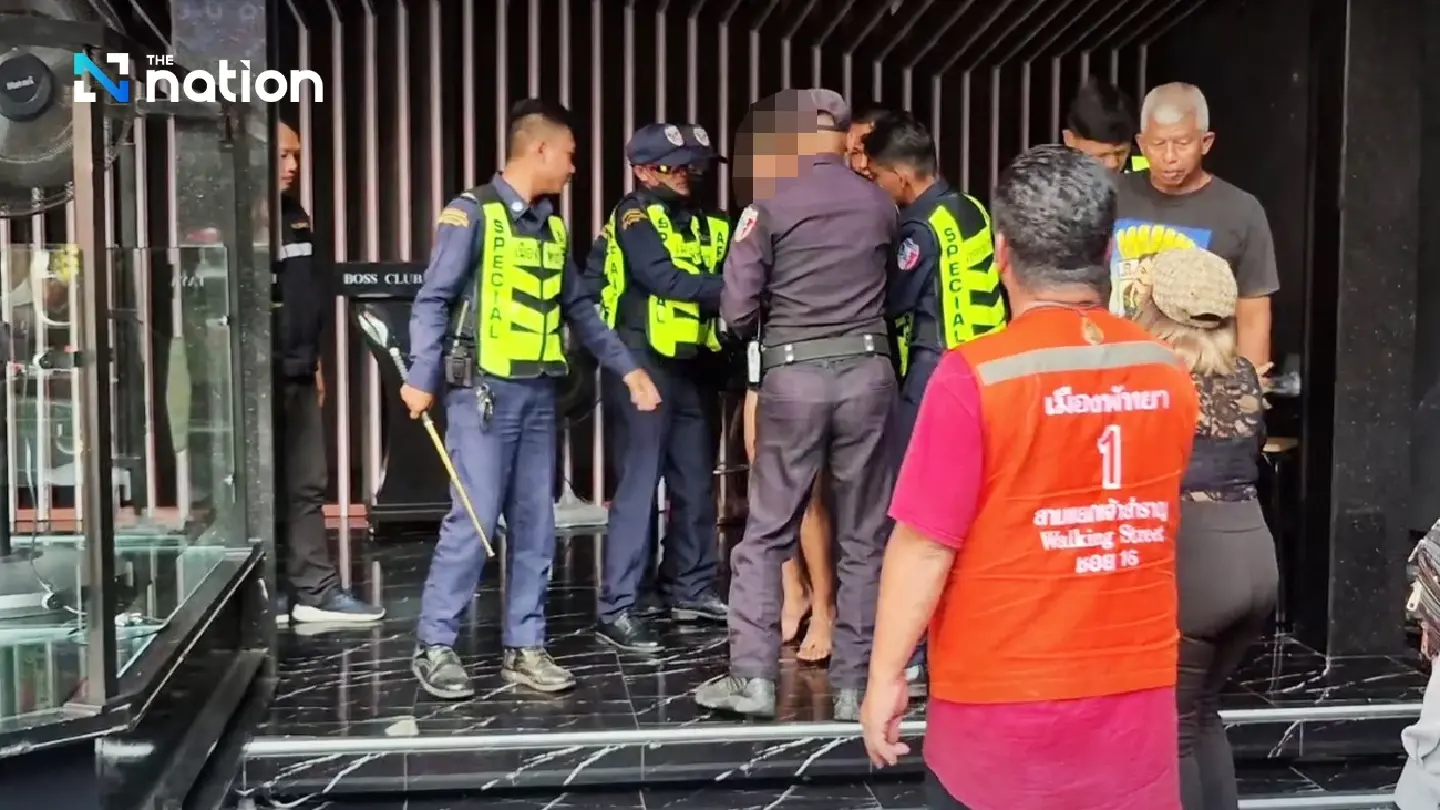 Pattaya police subdue Tunisian man for hostage, stabbings