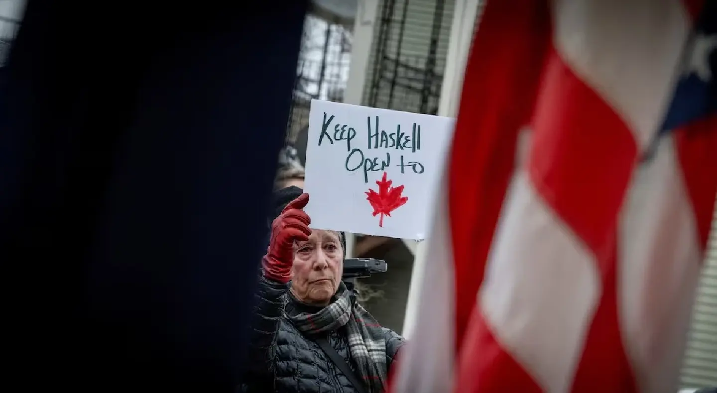 US government blocks Canadian access to border-straddling library