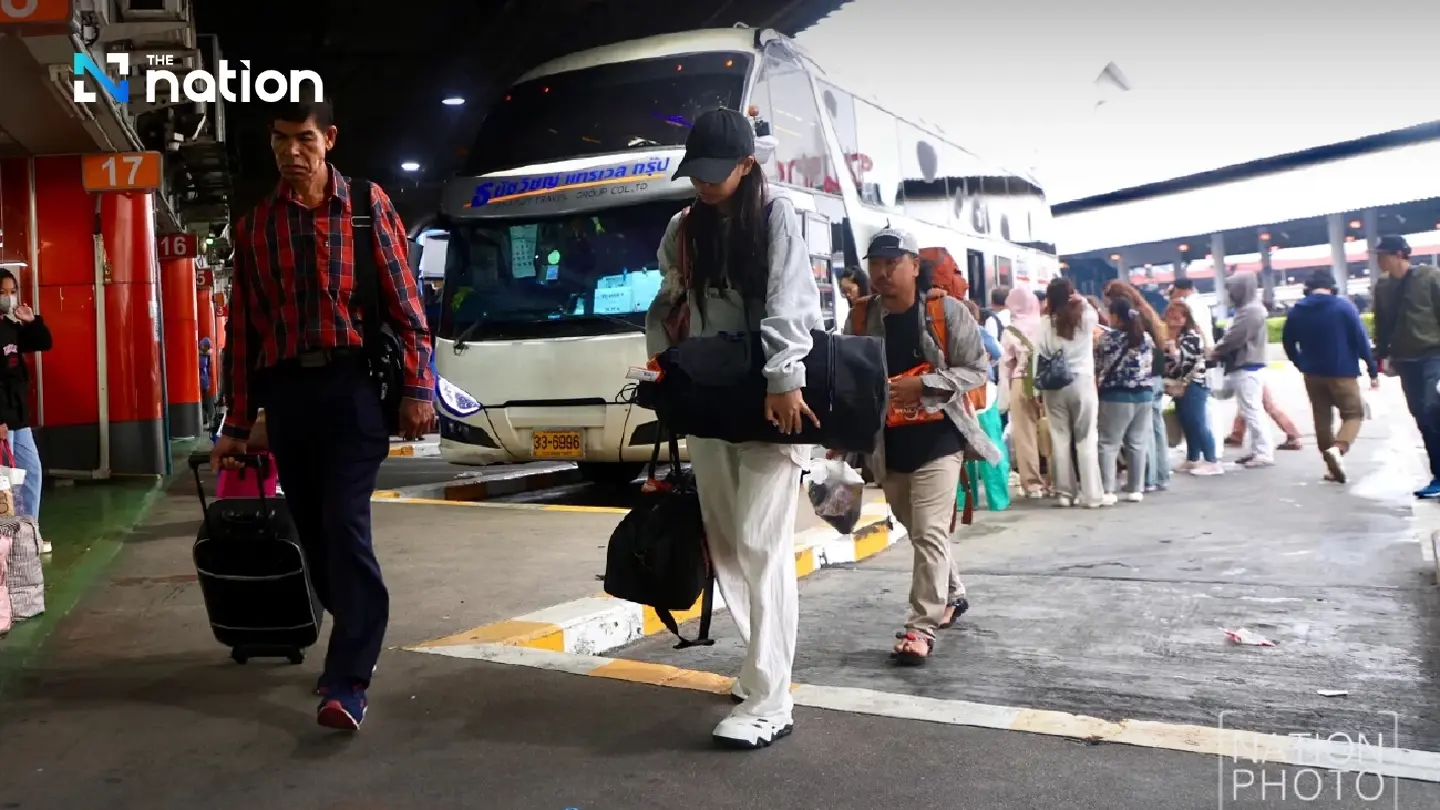 Govt prepares for 100,000 daily returnees to Bangkok post-Songkran Govt prepares for 100,000 daily returnees to Bangkok post-Songkran