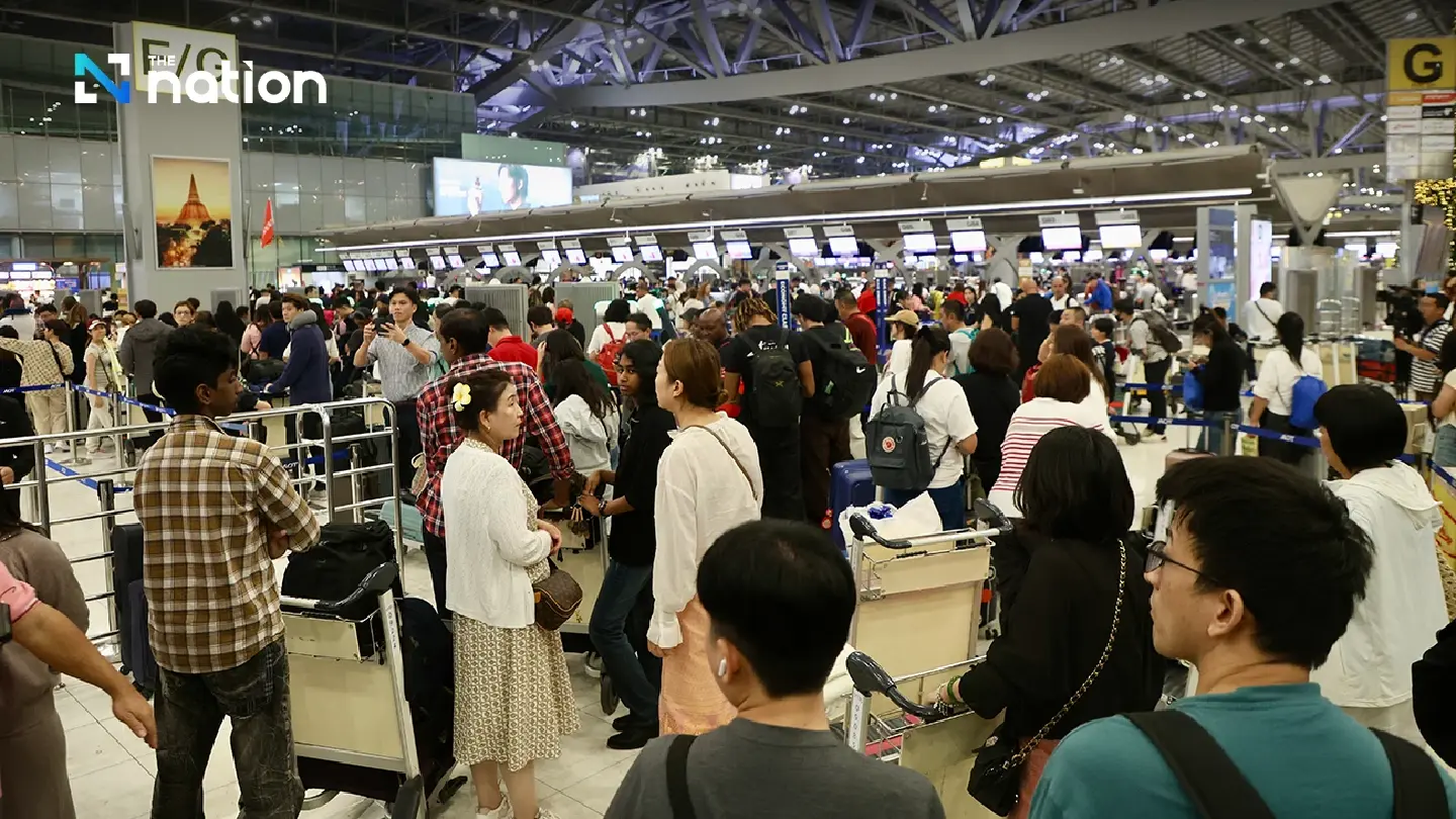 Tourism Ministry lowers 2025 revenue forecast to 3 trillion baht Tourism Ministry lowers 2025 revenue forecast to 3 trillion baht