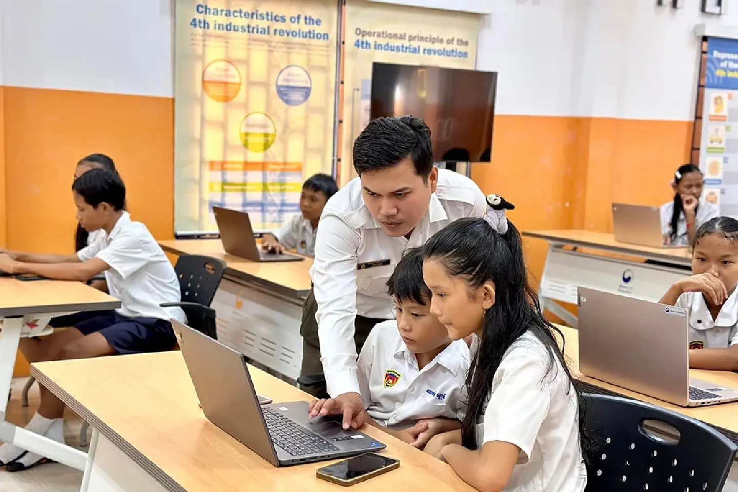 Cambodia's Education Ministry rejects recent school ranking results Cambodia's Education Ministry rejects recent school ranking results