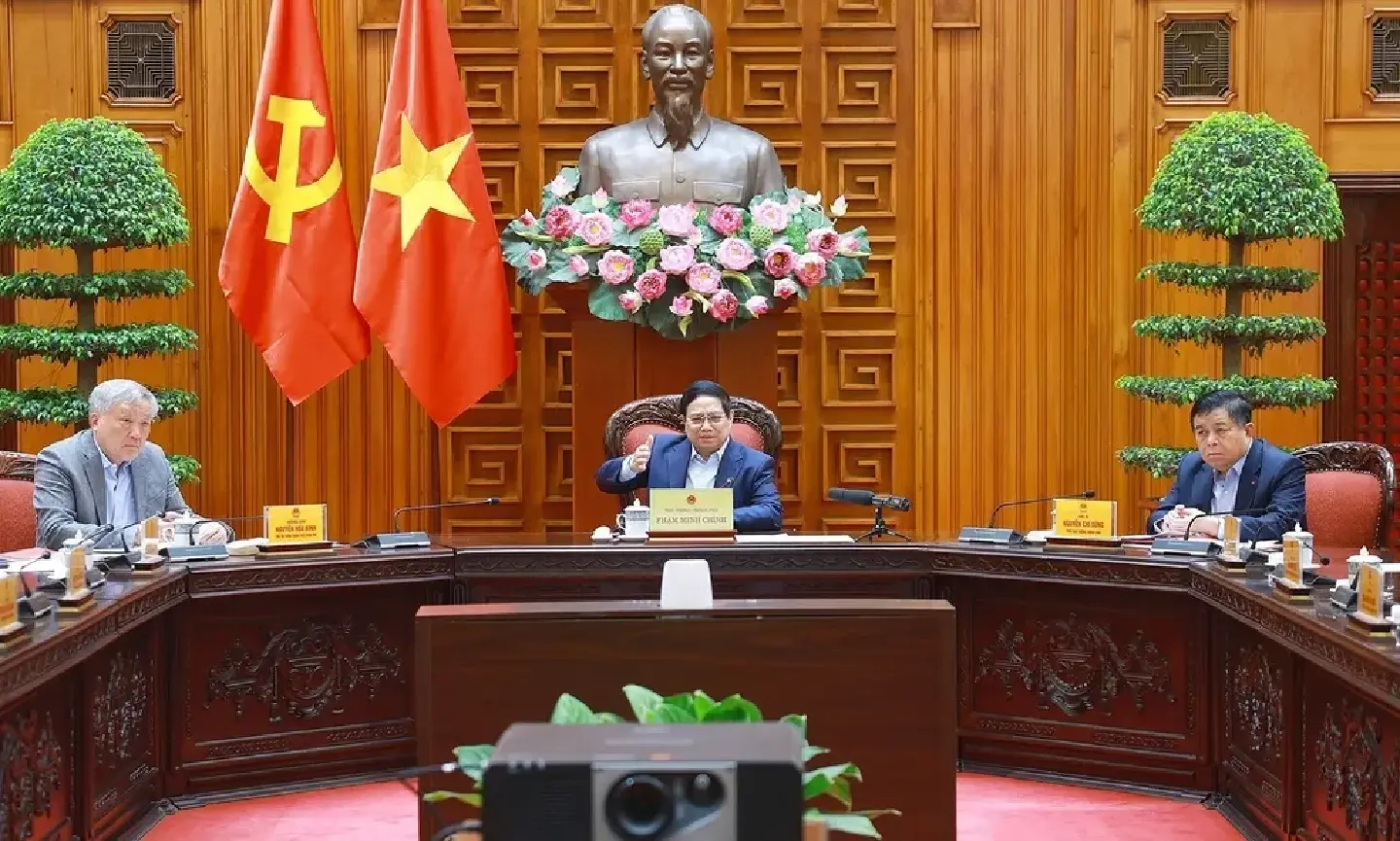 Vietnamese PM urges US to adjust tariffs in light of strong bilateral relations Vietnamese PM urges US to adjust tariffs in light of strong bilateral relations