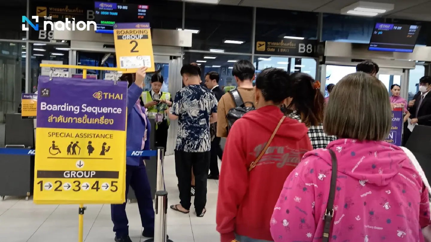 Over 300,000 passengers used local airports during Songkran festival