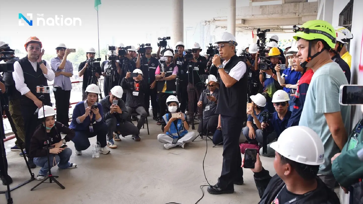 BMA leads media on victim search and demolition at collapsed SAO building BMA leads media on victim search and demolition at collapsed SAO building