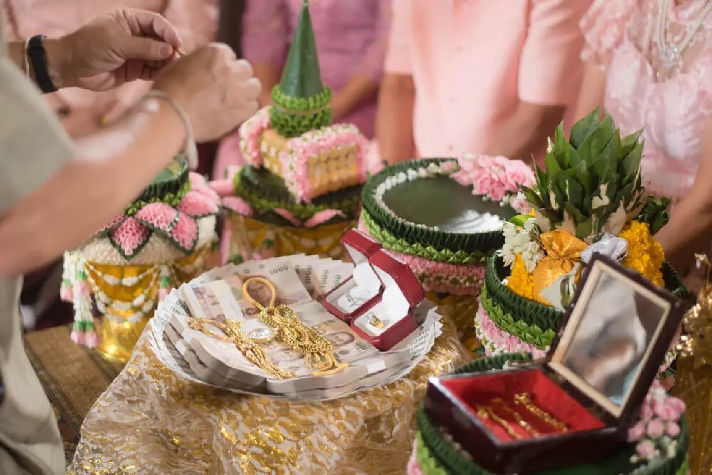 Why Thai brides come with a price: Thailand’s dowry tradition