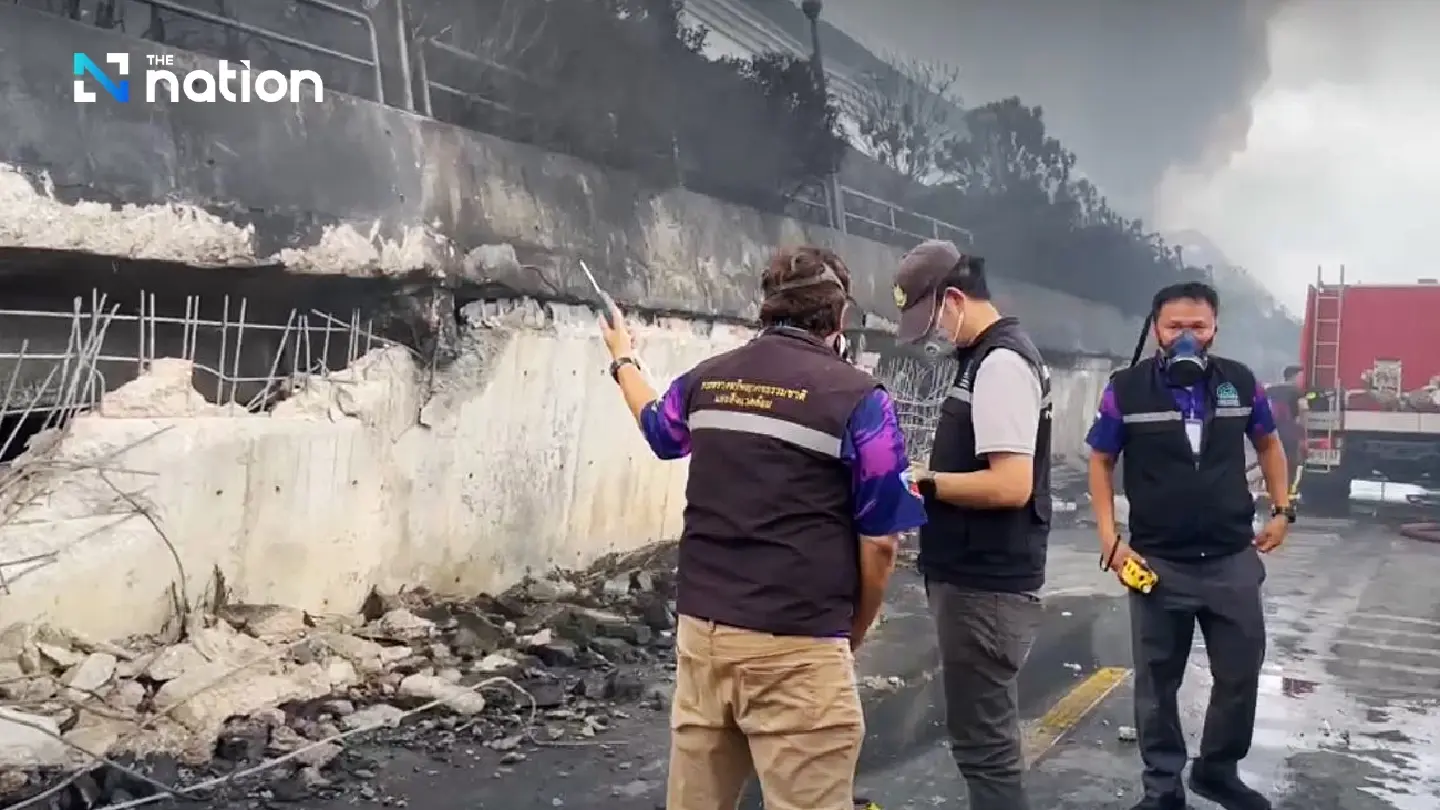 Evacuation ordered after high levels of air pollution from furniture factory fire in Bangkok