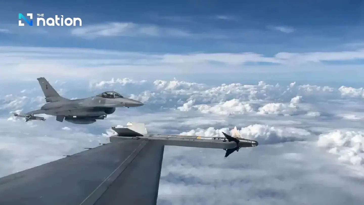 RTAF scrambles F-16s as Myanmar aircraft approaches Thai border