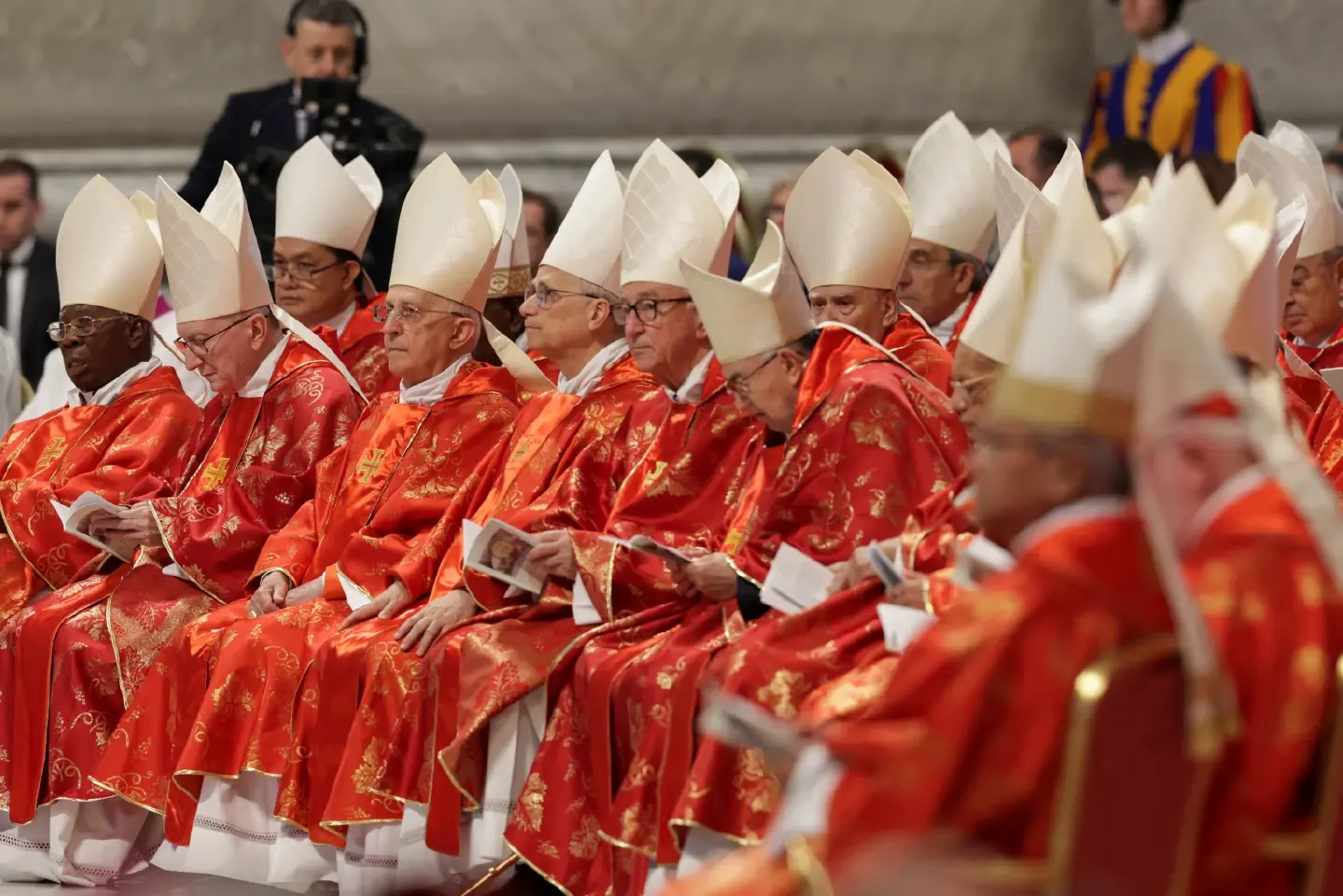 Cardinals set to enter conclave to decide who follows Pope Francis
