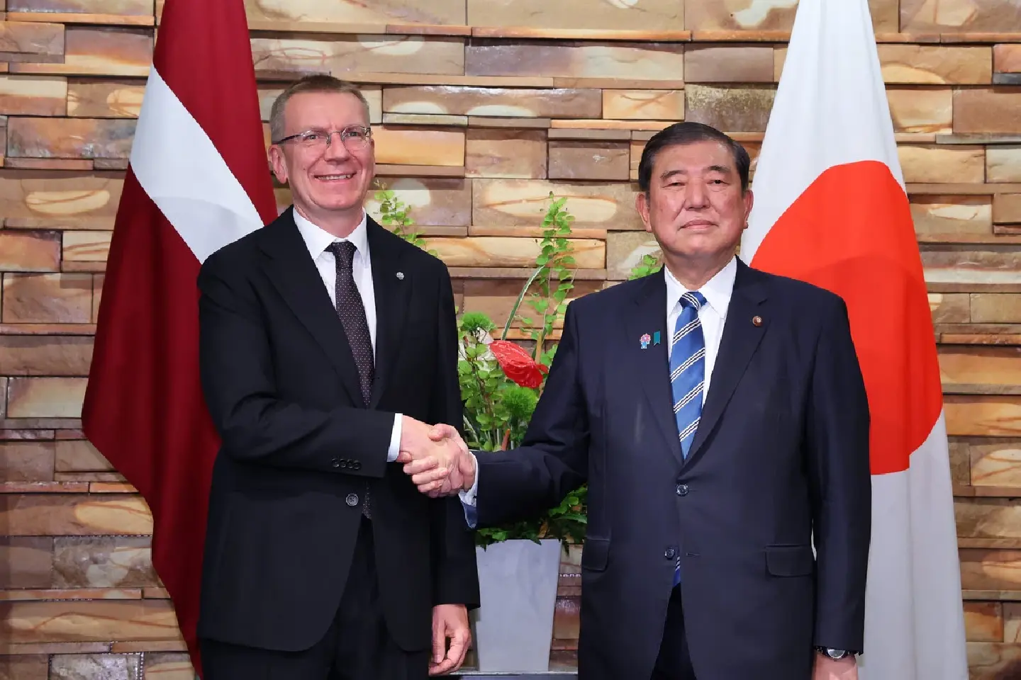 Japan, Latvia confirm continued support for Ukraine